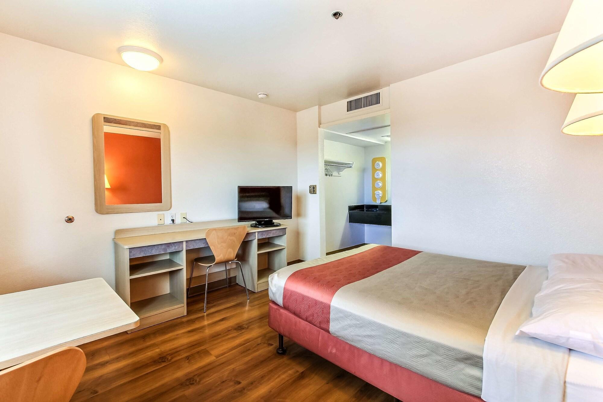 Motel 6-Salinas, Ca - South - Monterey Area Екстер'єр фото