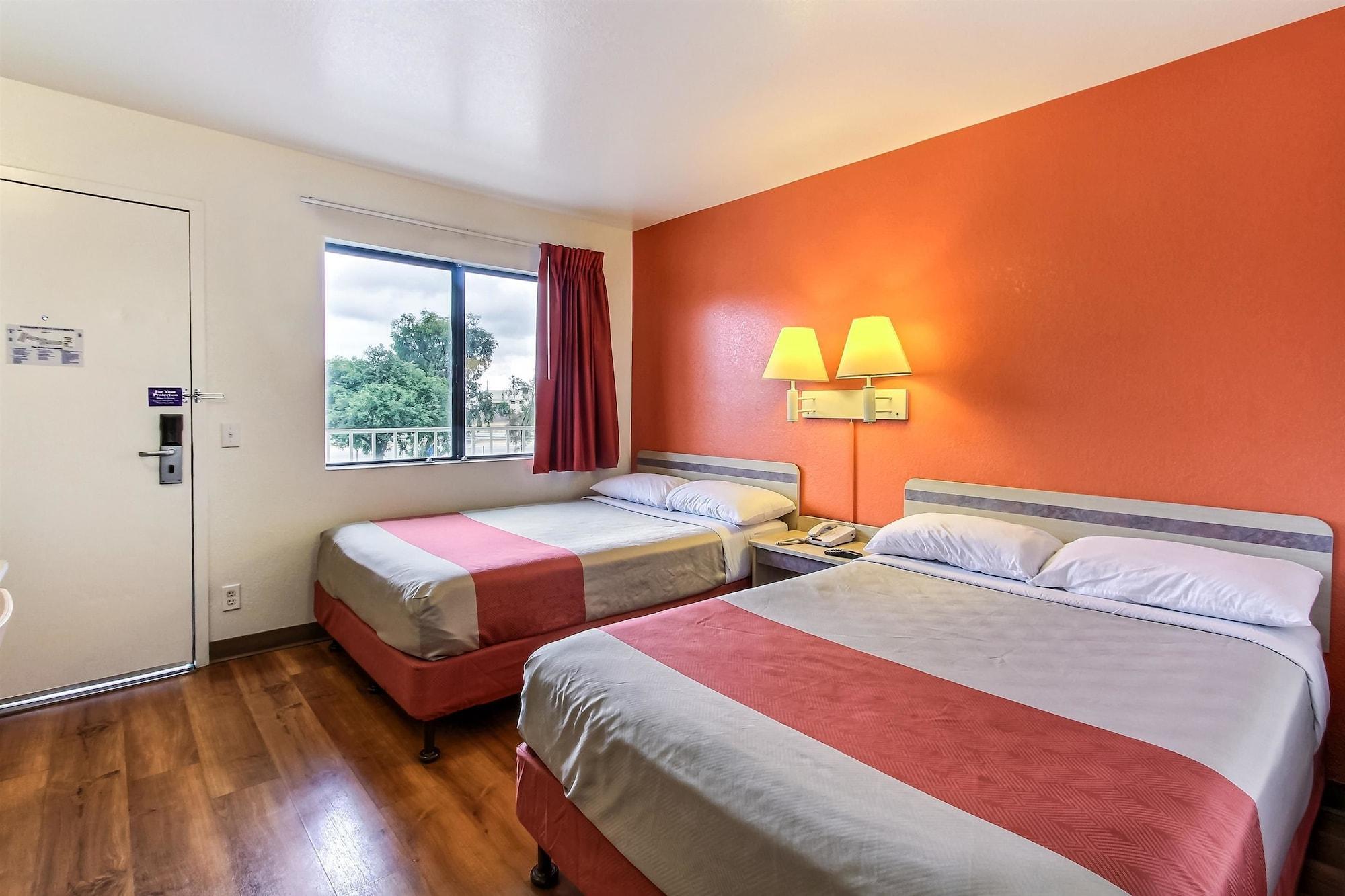 Motel 6-Salinas, Ca - South - Monterey Area Екстер'єр фото